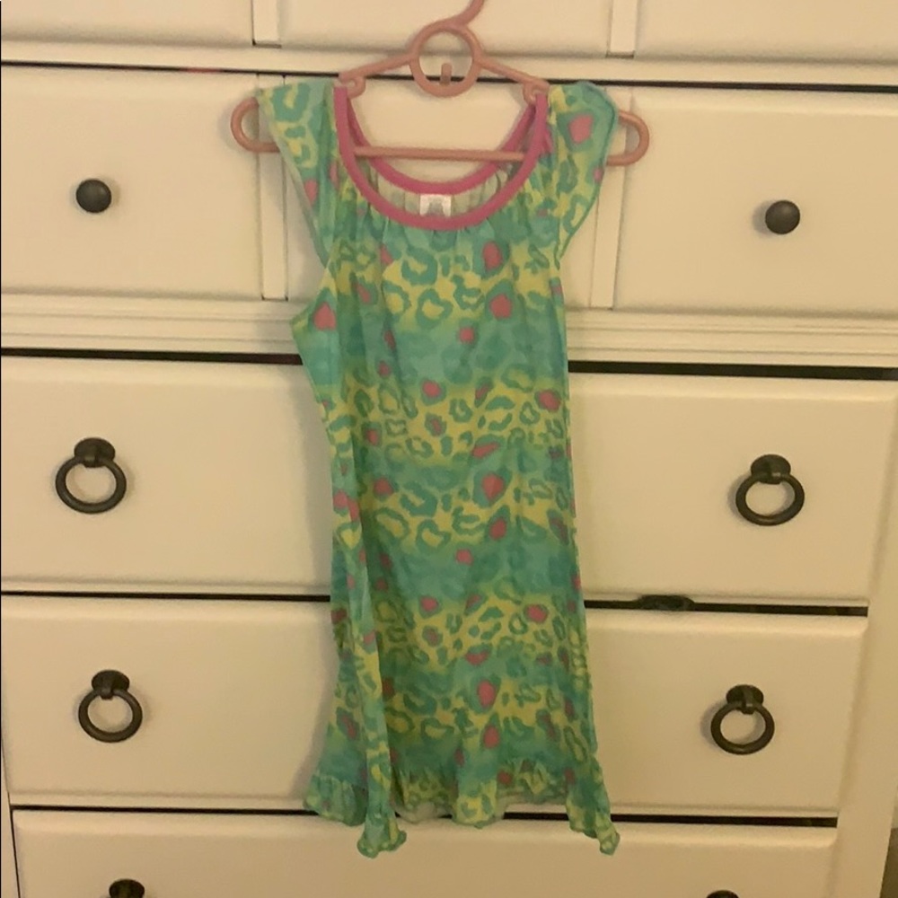 Size 7/8 sleeveless nightgown!
